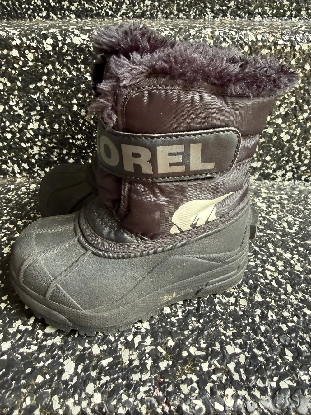 EUC Sorel Snow Commander Boots Size 8. Black